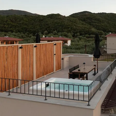 Olivera Apartmán Sarti